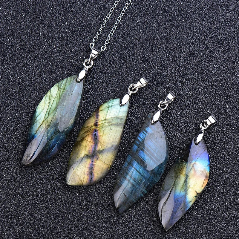 Labradorite Stone Pendant Leaf Shape Polished Healing Energy